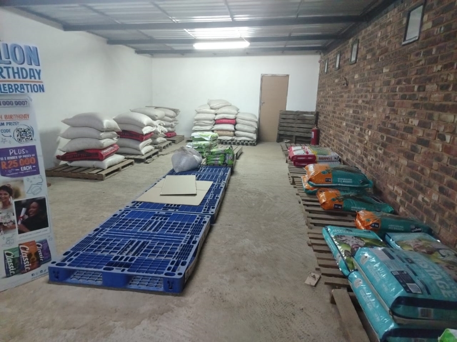 Commercial Property for Sale in Unitas Park Gauteng