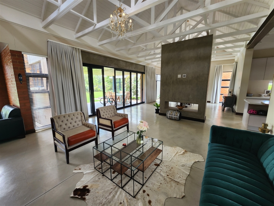 4 Bedroom Property for Sale in Randjesfontein A H Gauteng