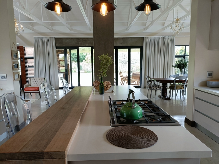 4 Bedroom Property for Sale in Randjesfontein A H Gauteng