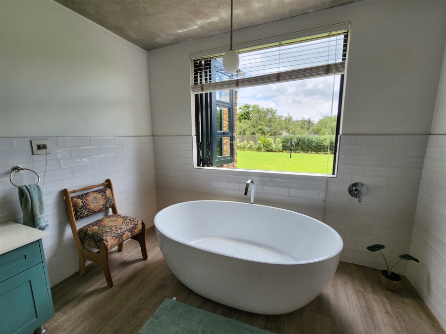4 Bedroom Property for Sale in Randjesfontein A H Gauteng