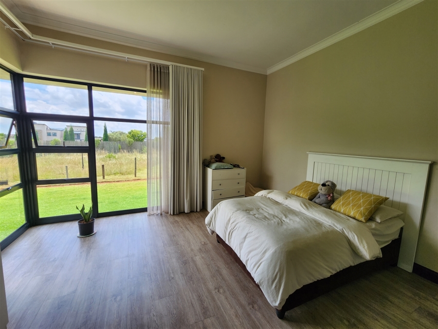 4 Bedroom Property for Sale in Randjesfontein A H Gauteng