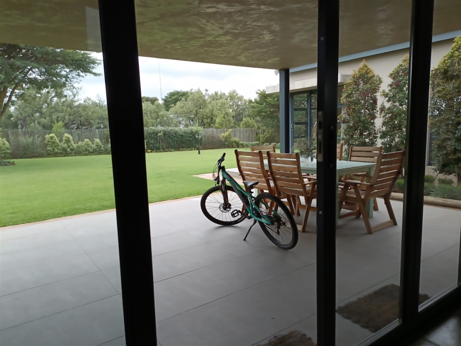 4 Bedroom Property for Sale in Randjesfontein A H Gauteng