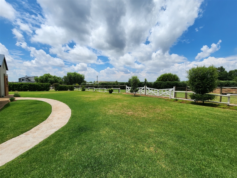 4 Bedroom Property for Sale in Randjesfontein A H Gauteng