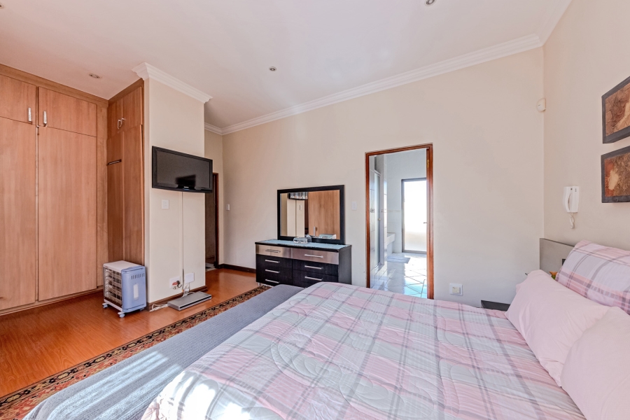 4 Bedroom Property for Sale in Ruimsig Gauteng