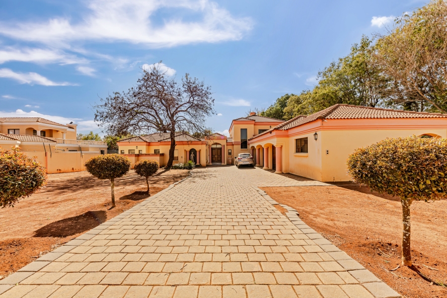 4 Bedroom Property for Sale in Ruimsig Gauteng
