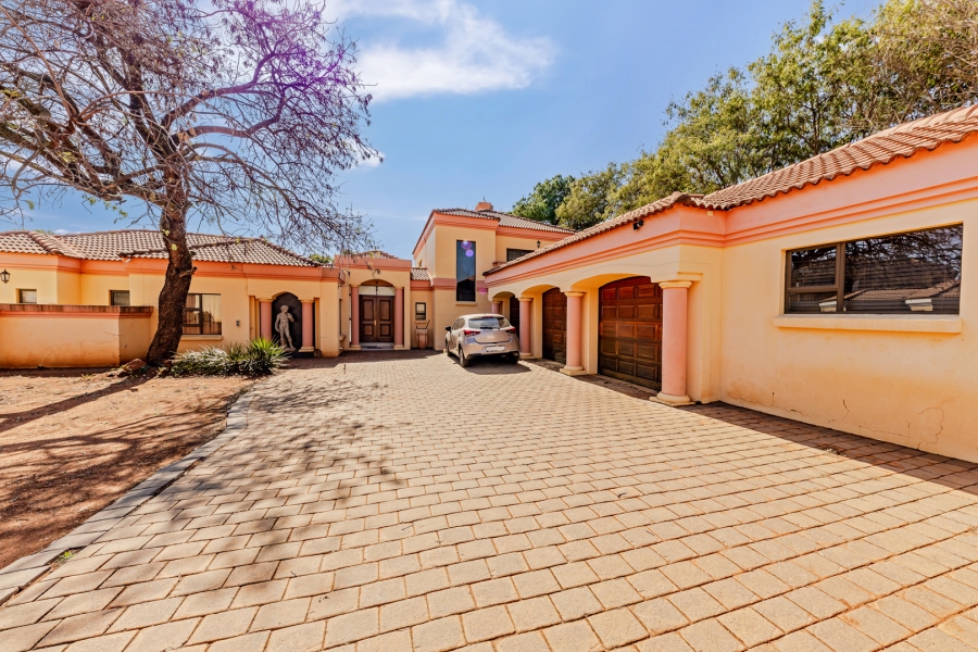 4 Bedroom Property for Sale in Ruimsig Gauteng