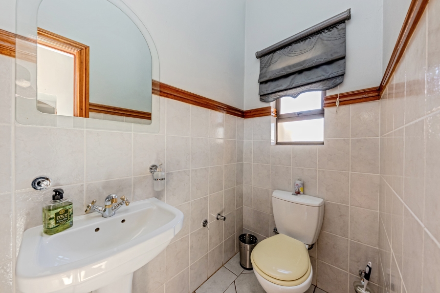 4 Bedroom Property for Sale in Ruimsig Gauteng