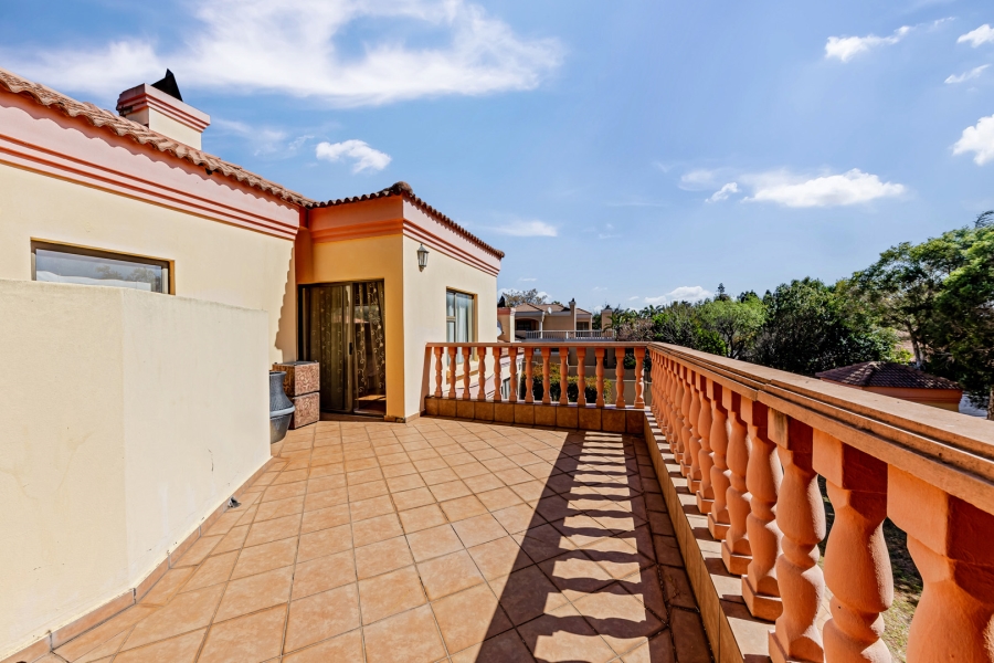 4 Bedroom Property for Sale in Ruimsig Gauteng