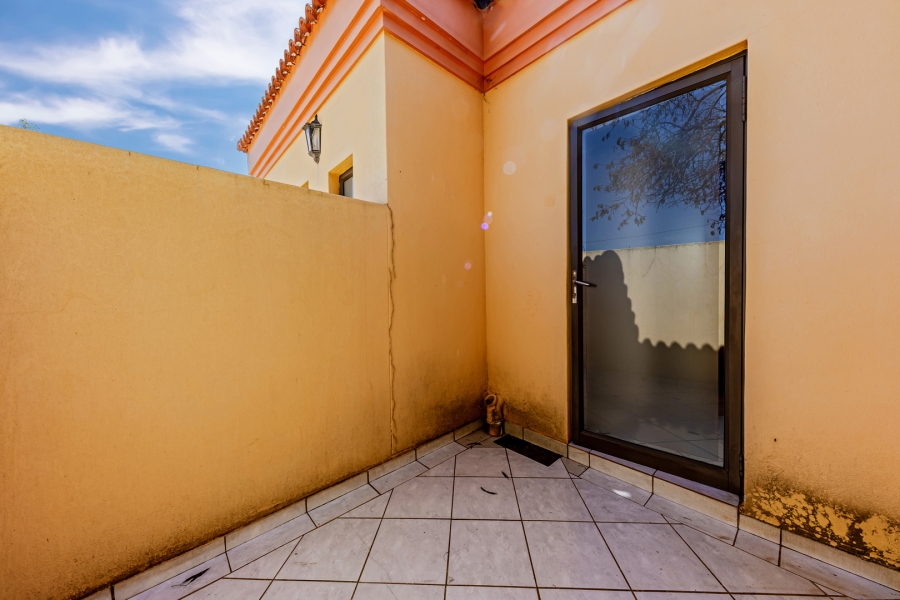 4 Bedroom Property for Sale in Ruimsig Gauteng