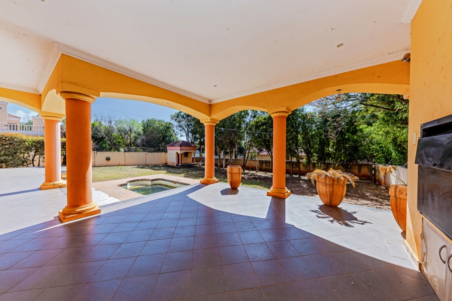 4 Bedroom Property for Sale in Ruimsig Gauteng