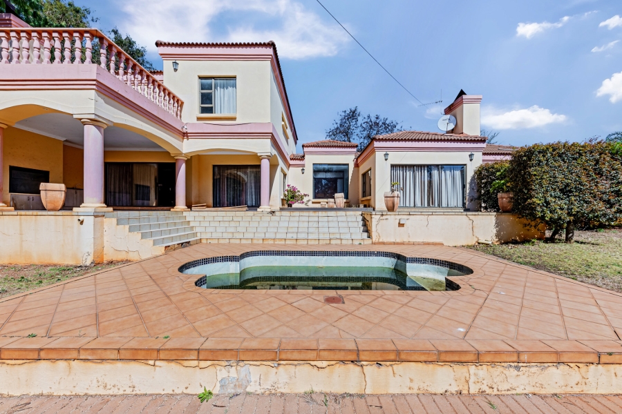 4 Bedroom Property for Sale in Ruimsig Gauteng