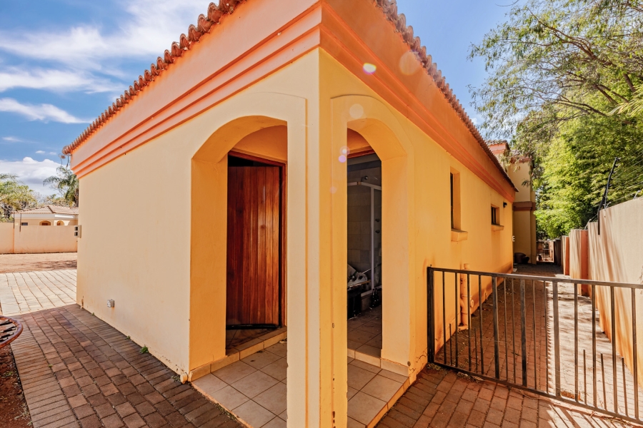 4 Bedroom Property for Sale in Ruimsig Gauteng