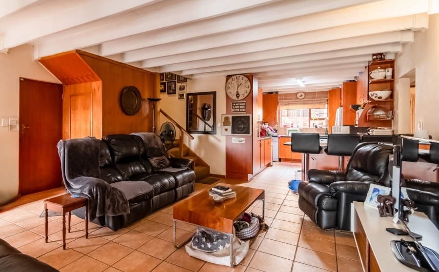 4 Bedroom Property for Sale in Oriel Gauteng