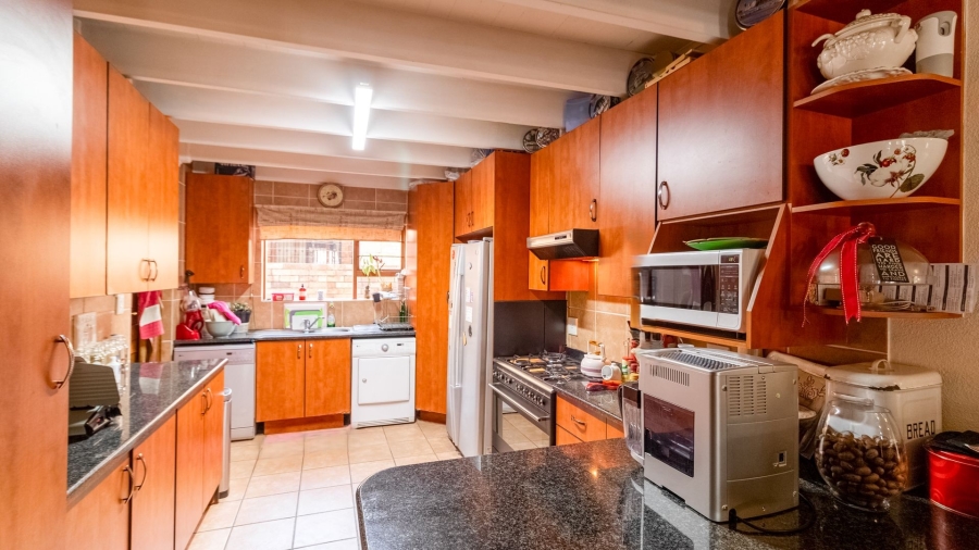 4 Bedroom Property for Sale in Oriel Gauteng