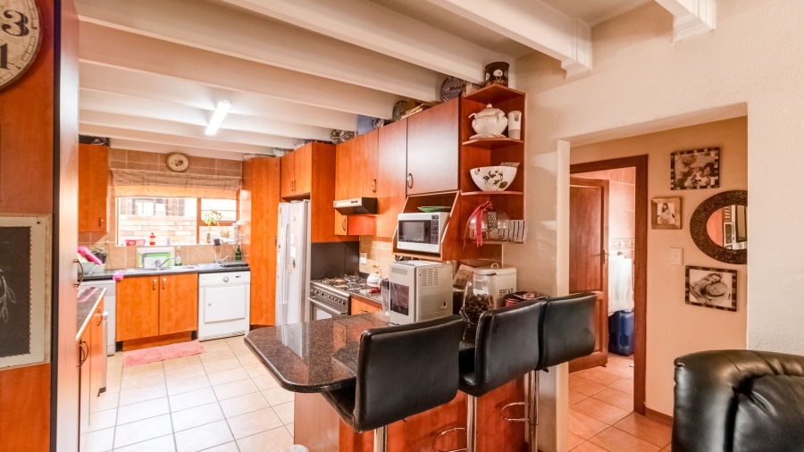 4 Bedroom Property for Sale in Oriel Gauteng