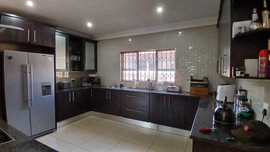 4 Bedroom Property for Sale in Vanderbijlpark SE 8 Gauteng