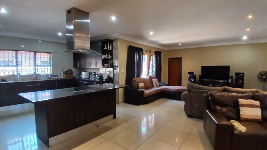 4 Bedroom Property for Sale in Vanderbijlpark SE 8 Gauteng