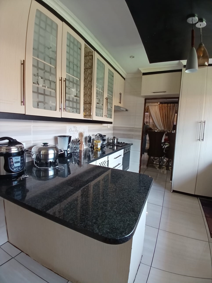 9 Bedroom Property for Sale in Vanderbijlpark SE 6 Gauteng