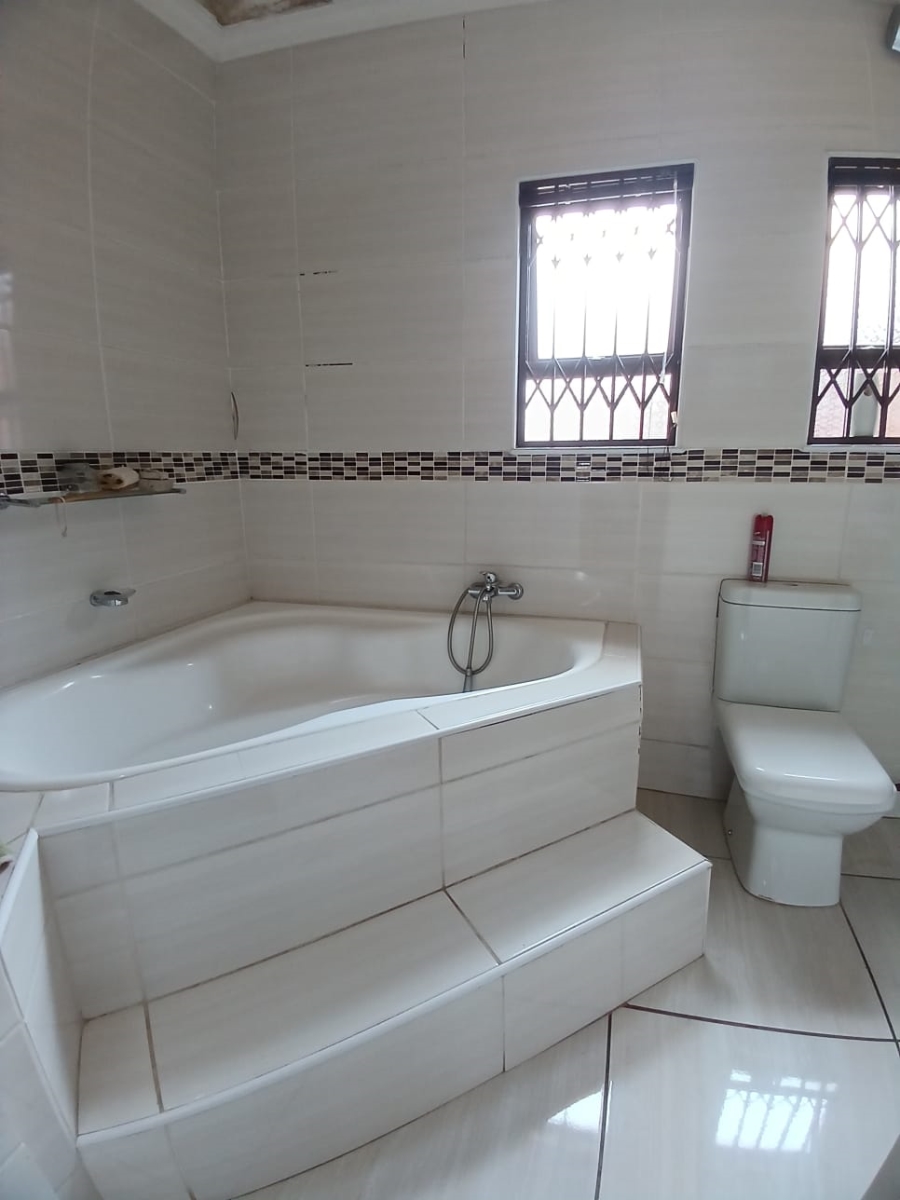 9 Bedroom Property for Sale in Vanderbijlpark SE 6 Gauteng