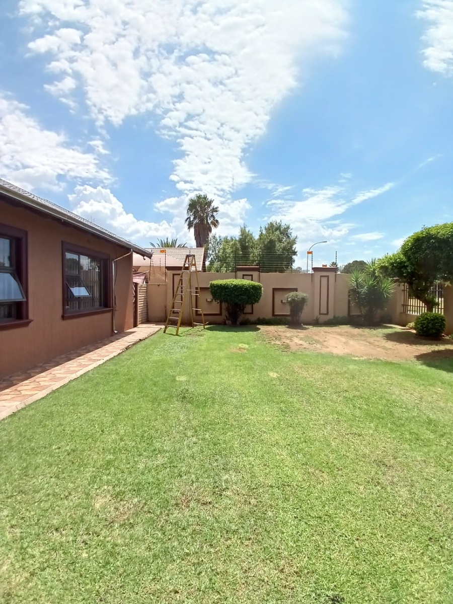 9 Bedroom Property for Sale in Vanderbijlpark SE 6 Gauteng