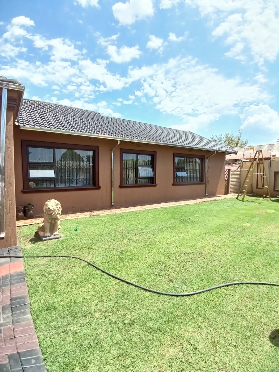 9 Bedroom Property for Sale in Vanderbijlpark SE 6 Gauteng