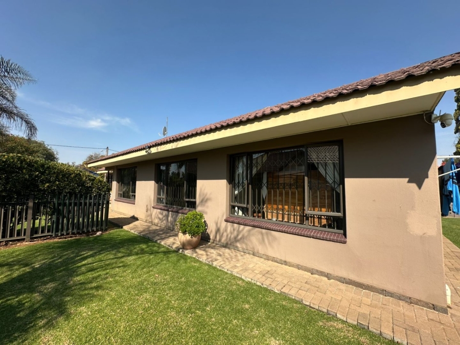 3 Bedroom Property for Sale in Arcon Park Gauteng