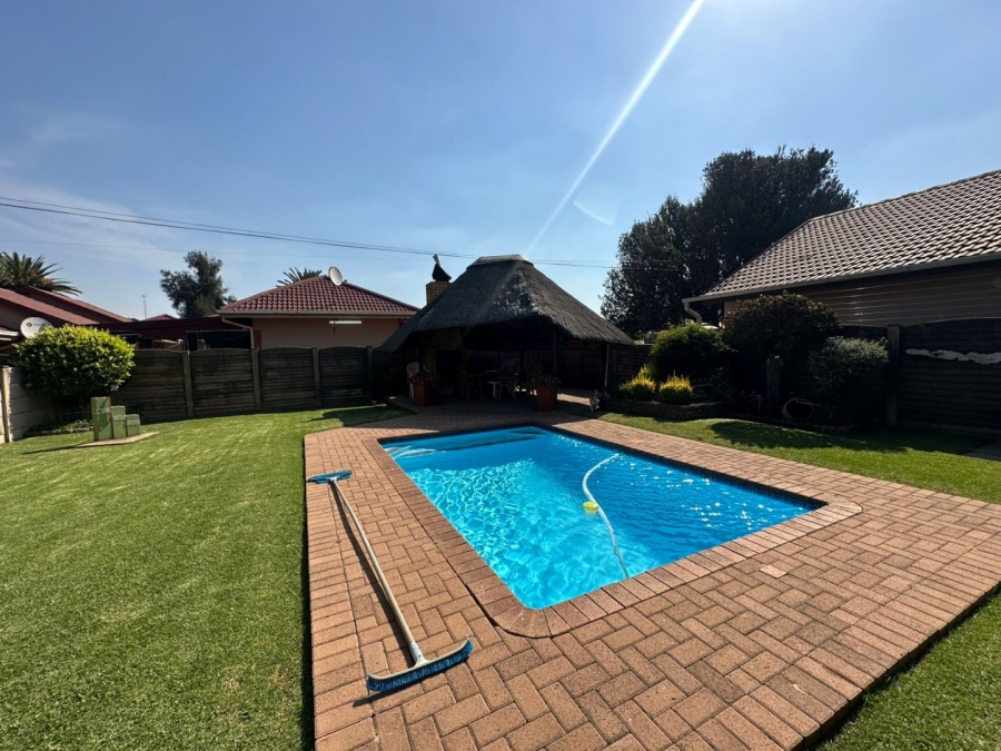 3 Bedroom Property for Sale in Arcon Park Gauteng