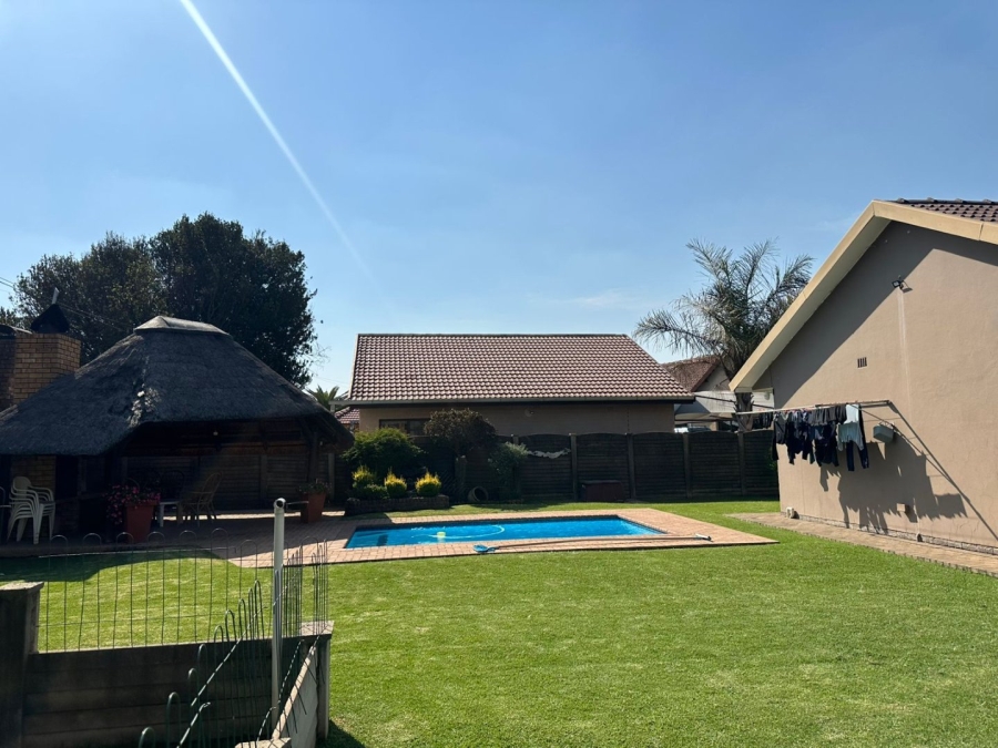3 Bedroom Property for Sale in Arcon Park Gauteng