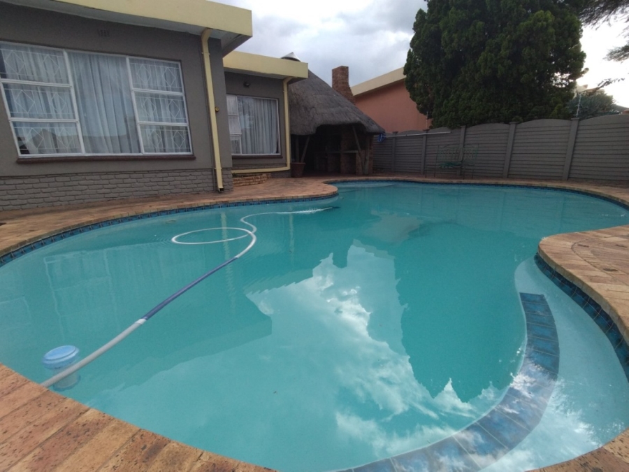 3 Bedroom Property for Sale in Vanderbijlpark SE 7 Gauteng