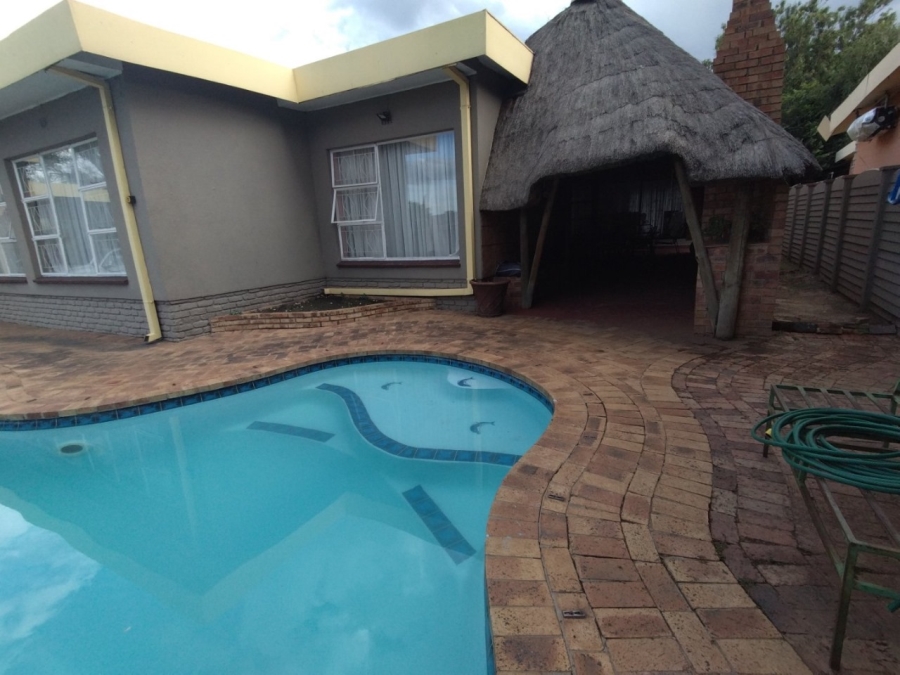 3 Bedroom Property for Sale in Vanderbijlpark SE 7 Gauteng