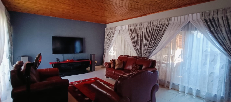 3 Bedroom Property for Sale in Vanderbijlpark SE 7 Gauteng