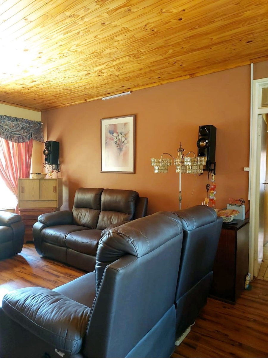 3 Bedroom Property for Sale in Vanderbijlpark SE 6 Gauteng