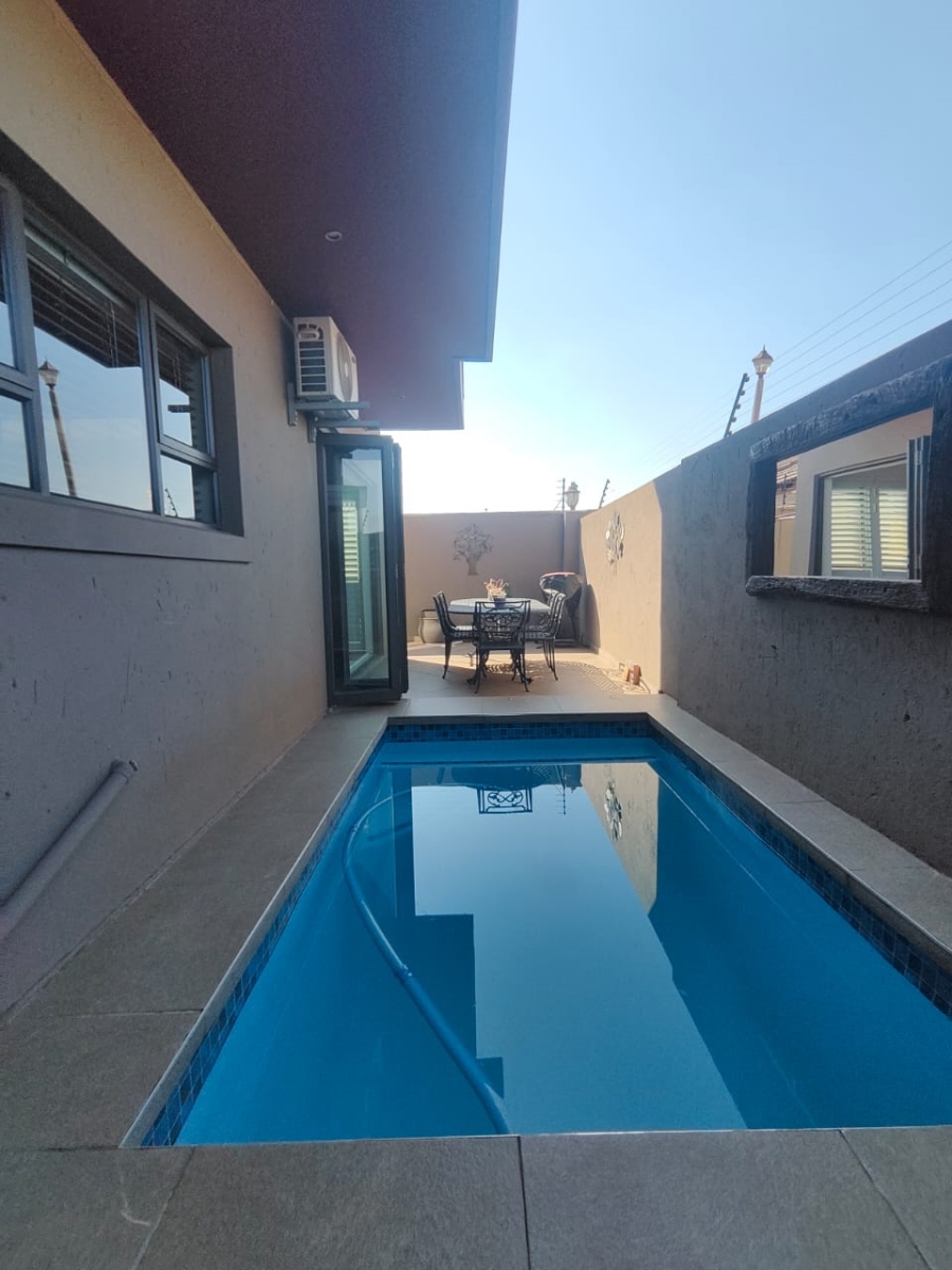 4 Bedroom Property for Sale in Vanderbijlpark SE Gauteng
