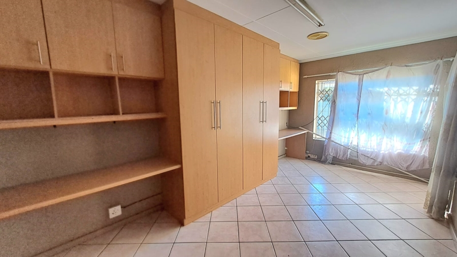 3 Bedroom Property for Sale in Vanderbijlpark SE 6 Gauteng