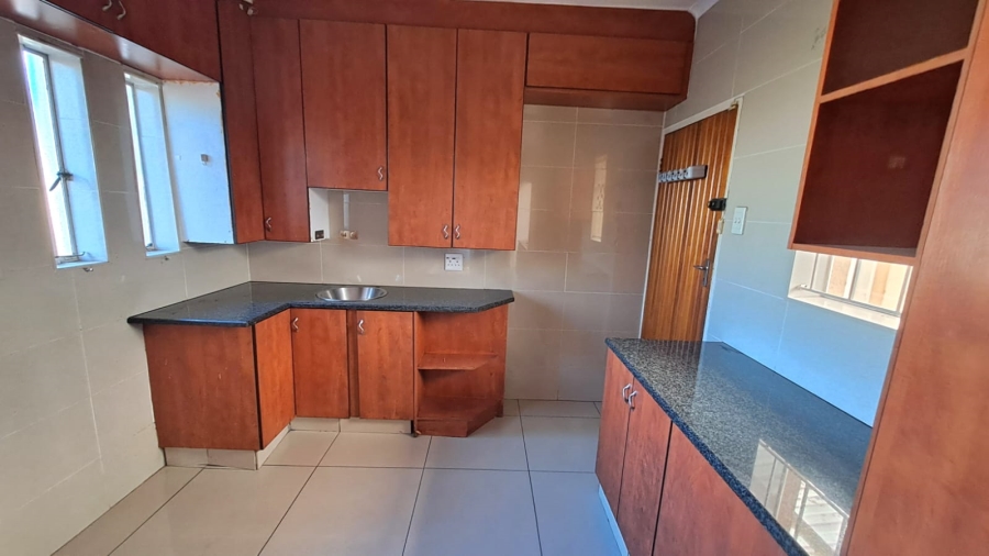 3 Bedroom Property for Sale in Vanderbijlpark SE 6 Gauteng
