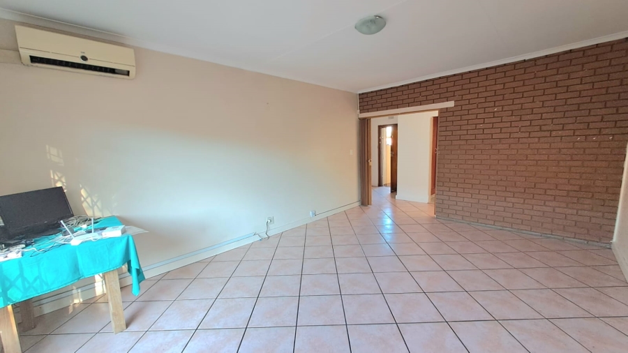 3 Bedroom Property for Sale in Vanderbijlpark SE 6 Gauteng