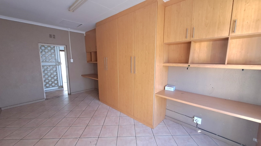 3 Bedroom Property for Sale in Vanderbijlpark SE 6 Gauteng