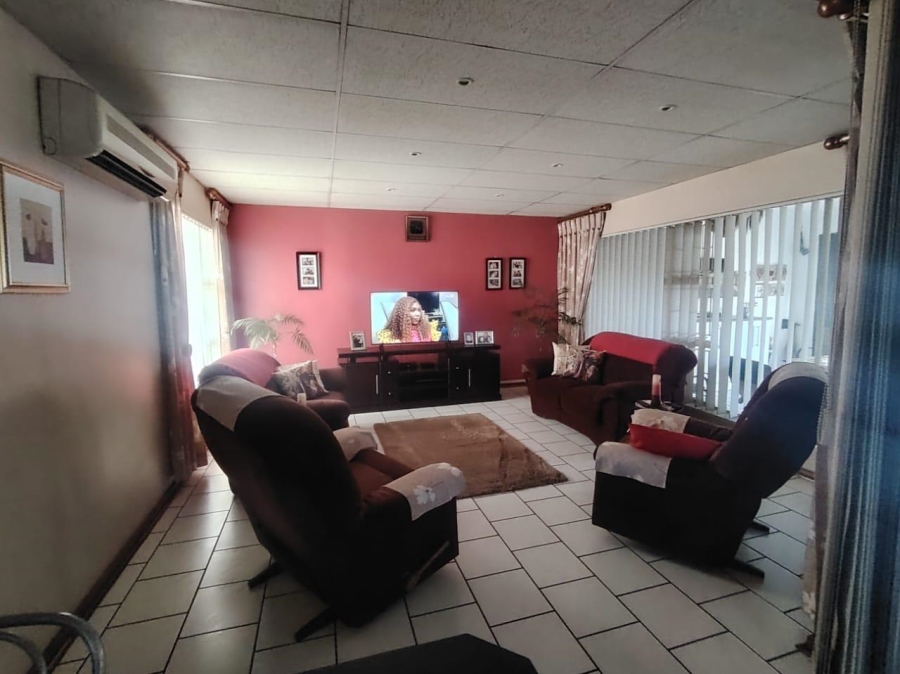 3 Bedroom Property for Sale in Arcon Park Gauteng