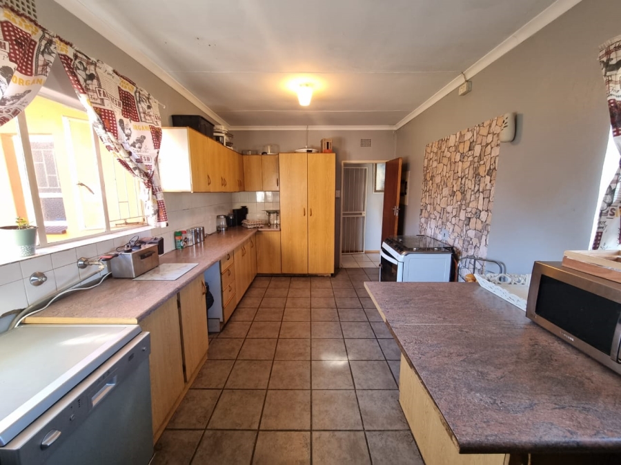 3 Bedroom Property for Sale in Vanderbijlpark SE 6 Gauteng