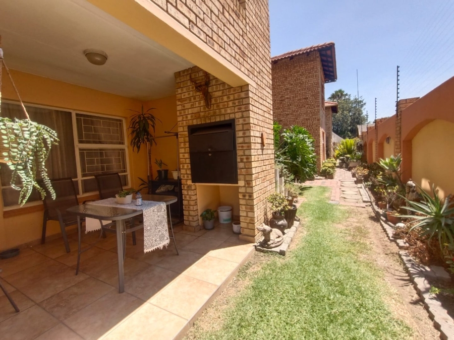 2 Bedroom Property for Sale in Vanderbijlpark SE 2 Gauteng