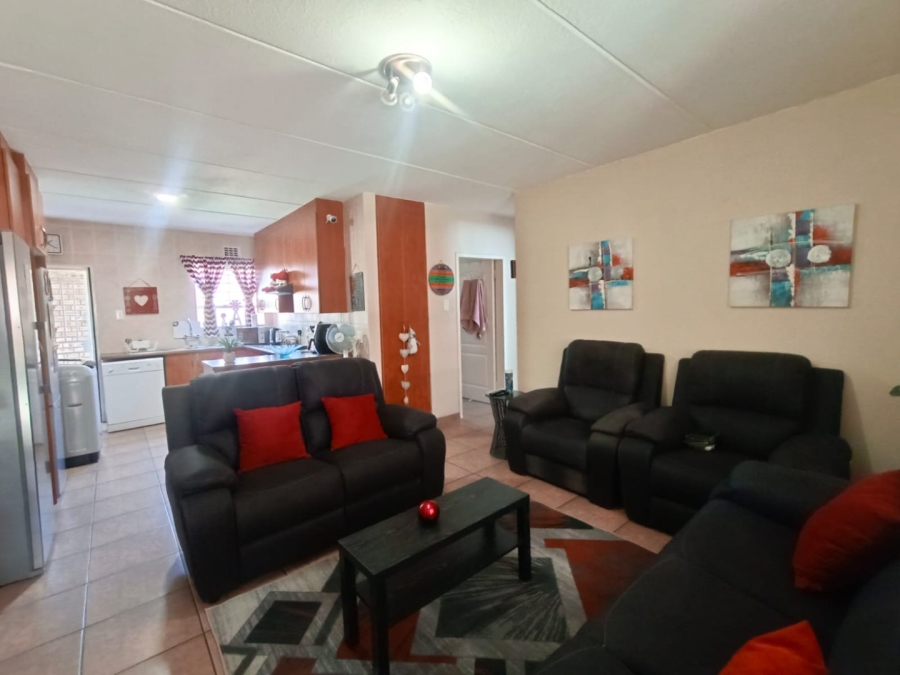 2 Bedroom Property for Sale in Vanderbijlpark SE 2 Gauteng