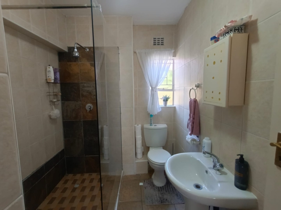 2 Bedroom Property for Sale in Vanderbijlpark SE 2 Gauteng