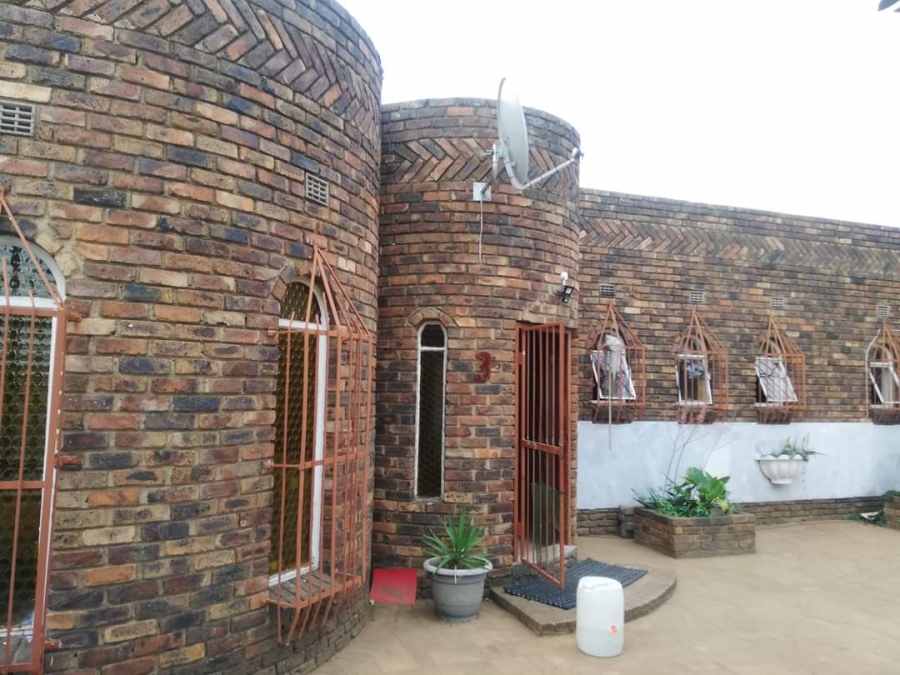 6 Bedroom Property for Sale in Vanderbijlpark SE 7 Gauteng