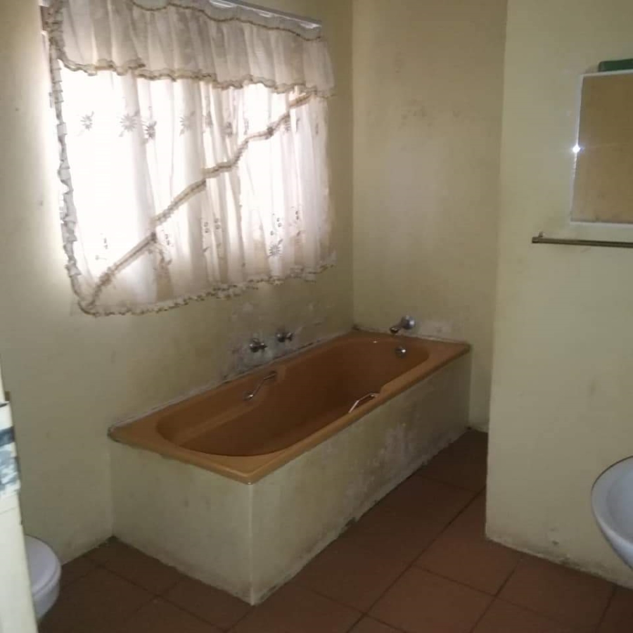6 Bedroom Property for Sale in Vanderbijlpark SE 7 Gauteng