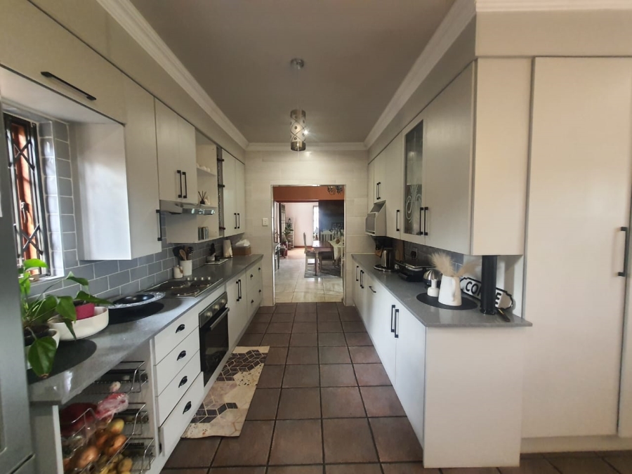 3 Bedroom Property for Sale in Vanderbijlpark SE 6 Gauteng