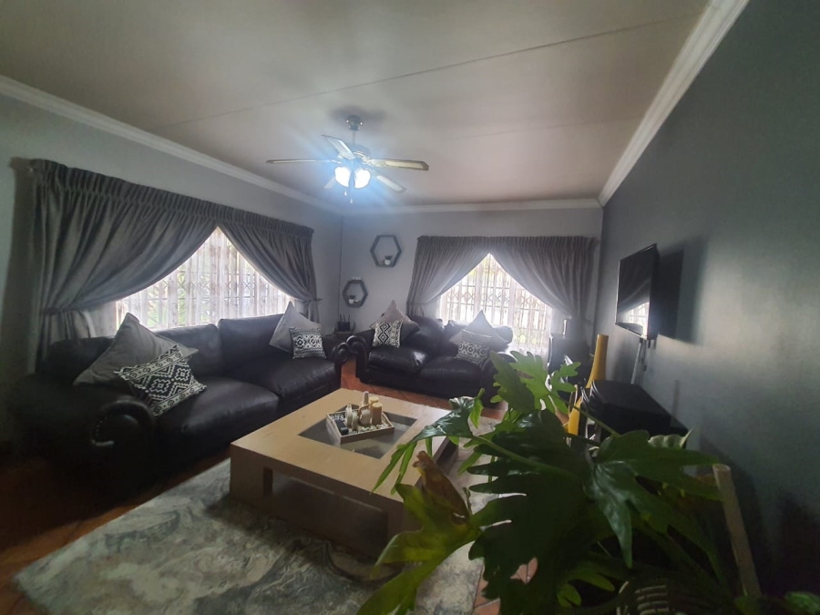 3 Bedroom Property for Sale in Vanderbijlpark SE 6 Gauteng