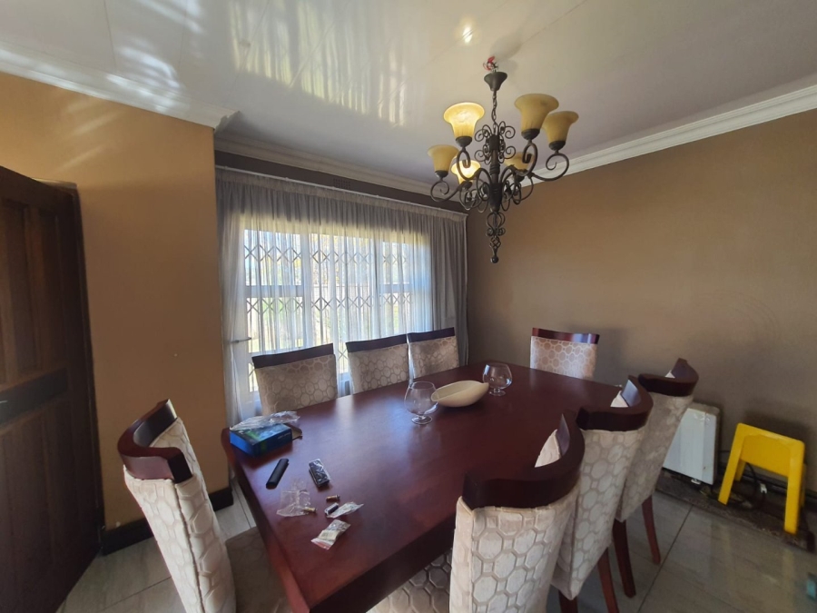 3 Bedroom Property for Sale in Vanderbijlpark SE 6 Gauteng