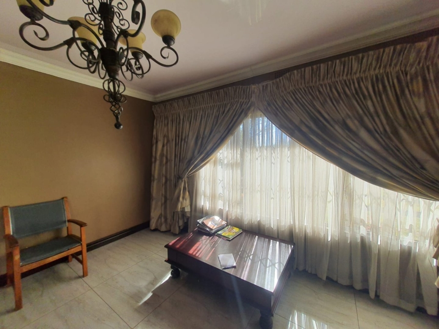 3 Bedroom Property for Sale in Vanderbijlpark SE 6 Gauteng