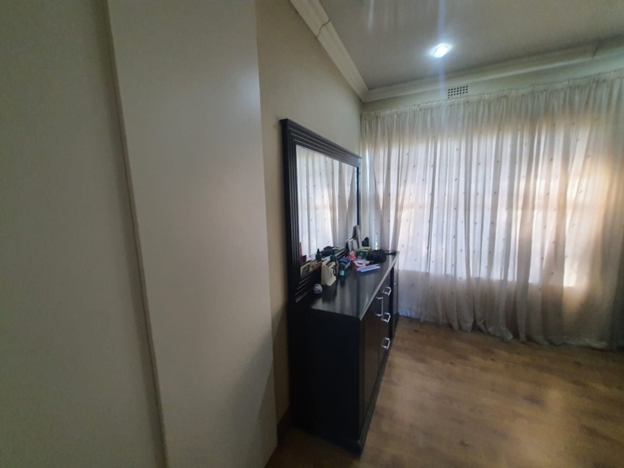 3 Bedroom Property for Sale in Vanderbijlpark SE 6 Gauteng