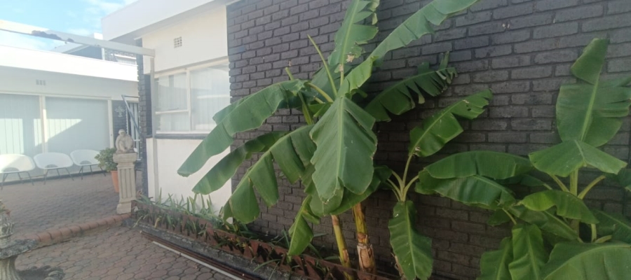 5 Bedroom Property for Sale in Vanderbijlpark SE 7 Gauteng